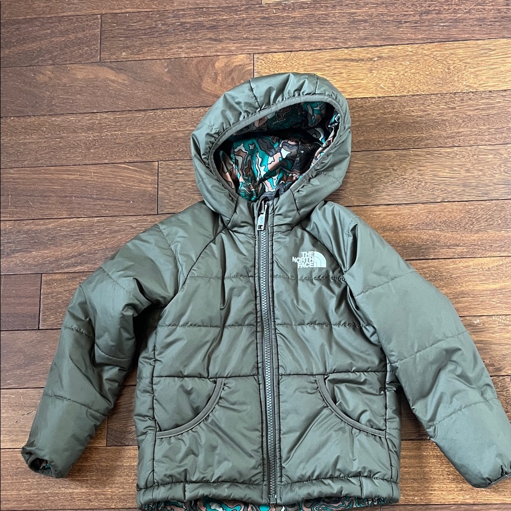 The North Face army green Hooded winter Jacket